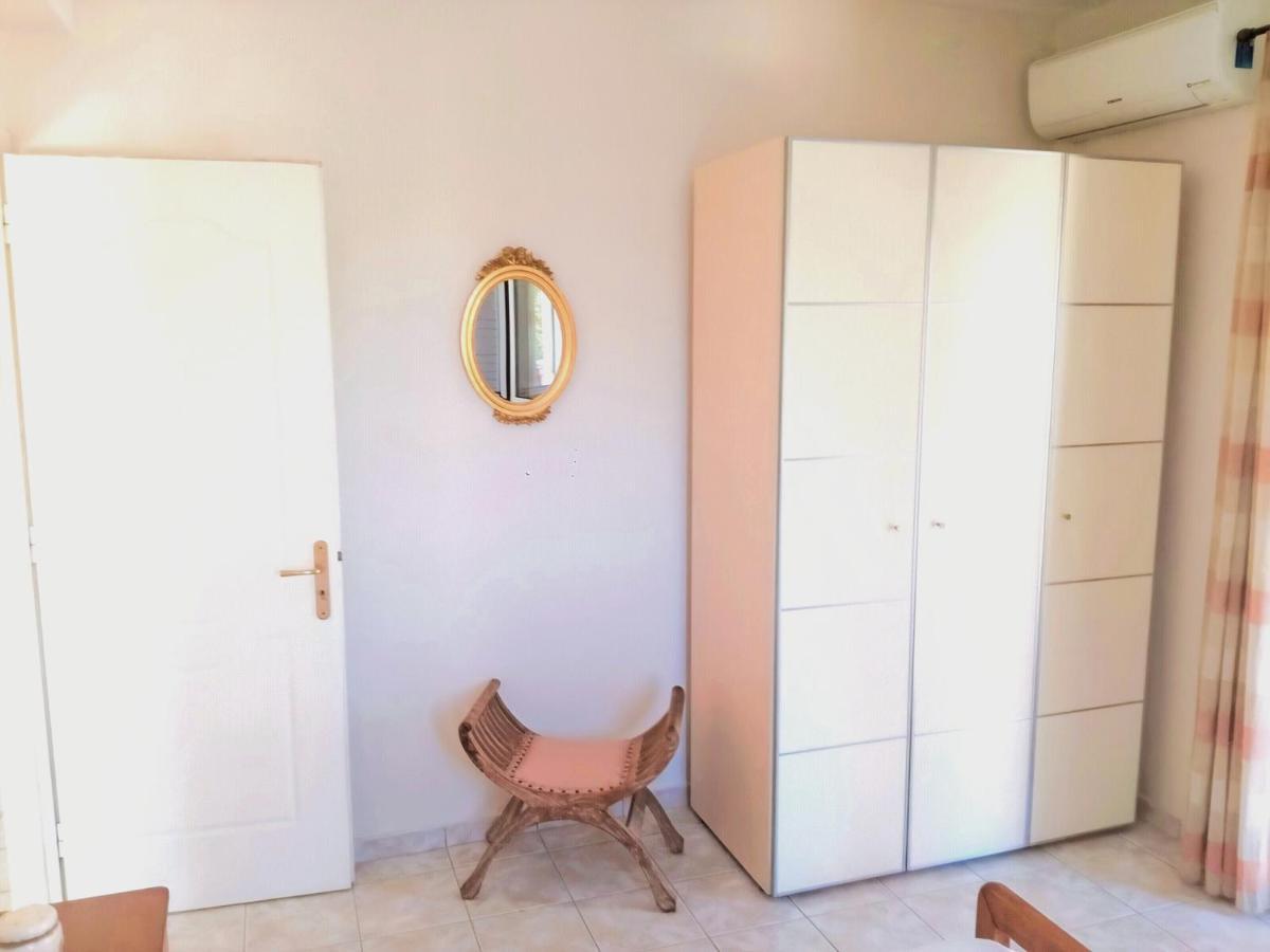 Villa Valia Seaside イプソス エクステリア 写真